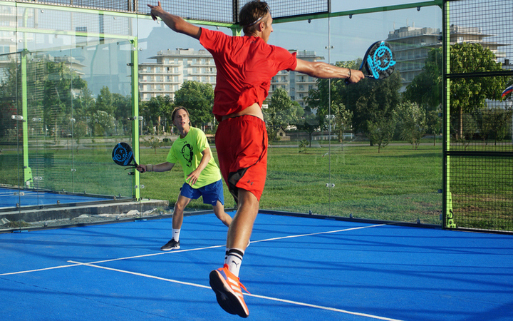 В «Сочи Парк Отеле» открылся первый корт для падел-тенниса 