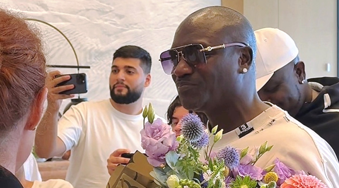 Рэпер Akon оценил южное гостеприимство в Mantera Supreme    2